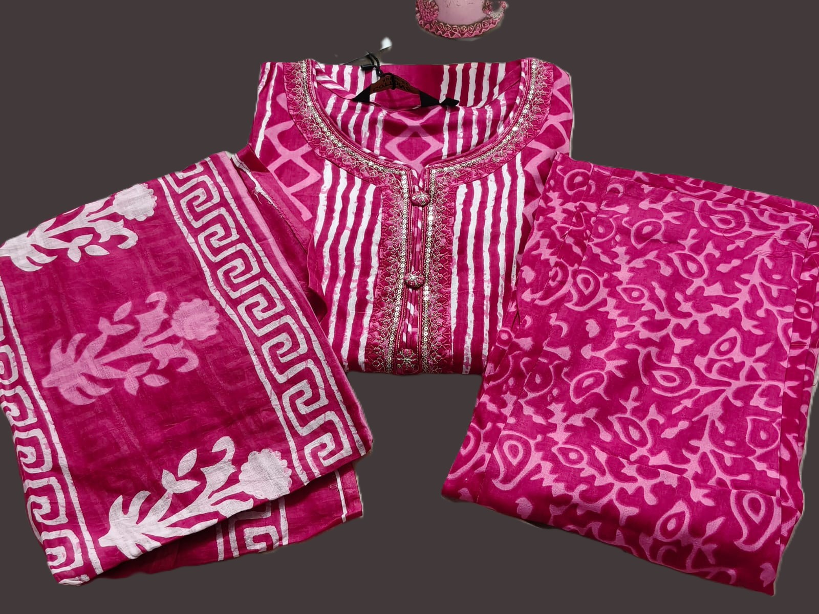 60-60 Cotton 3 Pc Kurti Set - Image 3