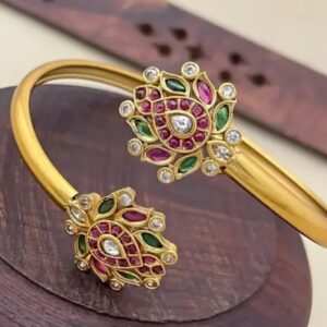 Lotus kada bangle