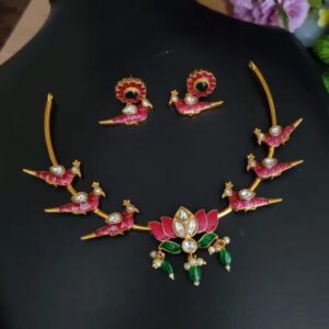 Lotus parrot necklace